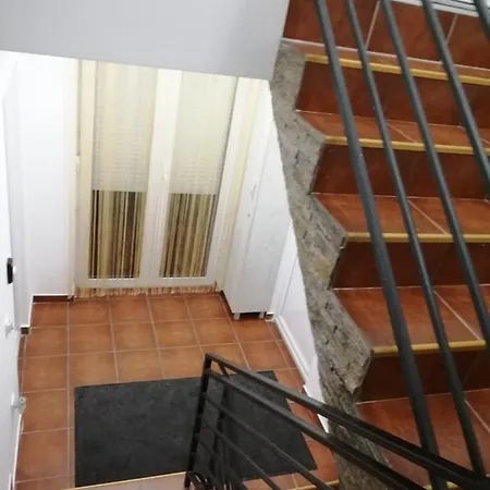Violeta Hotel *
