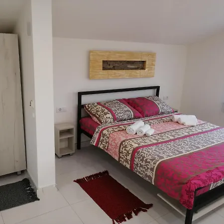 Hotel Violeta *