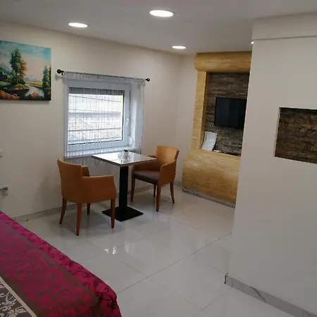 Violeta Hotel